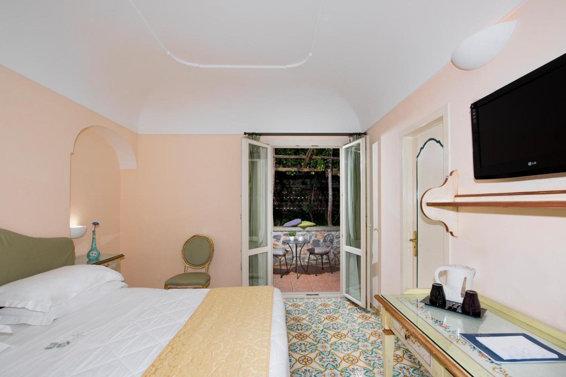 Hotel Margherita Praiano Bagian luar foto
